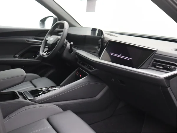 AUDI Q5 Sportback (2025) — foto 15 van 21