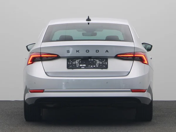 SKODA Octavia (2021) — foto 19 van 22