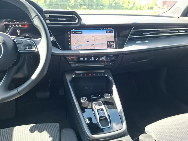 AUDI A3 Sportback (2025) — foto 3 van 24