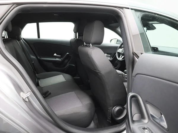 Mercedes-Benz CLA (2022) — foto 28 van 40