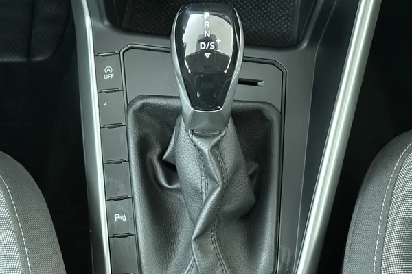 Volkswagen Taigo (2024) — foto 4 van 17
