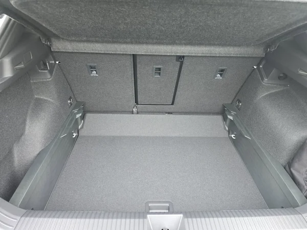 VOLKSWAGEN T-Roc (2026) — foto 3 van 24