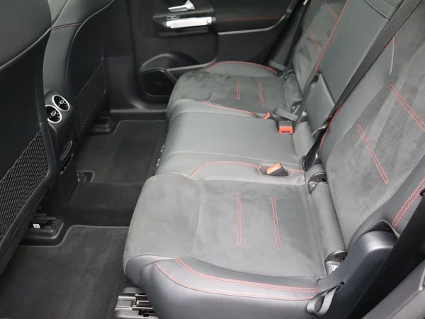 Mercedes-Benz EQB (2025) — foto 11 van 28