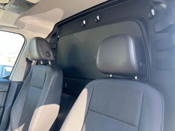 VOLKSWAGEN Caddy Maxi Cargo Dsl (2024) — foto 5 van 23