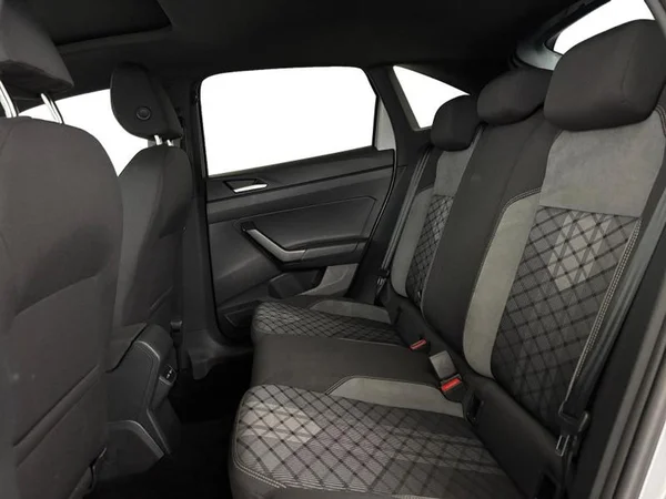 VOLKSWAGEN Taigo (2022) — foto 9 van 18