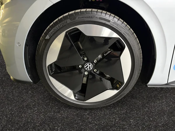 VOLKSWAGEN ID.3 (2025) — foto 12 van 14