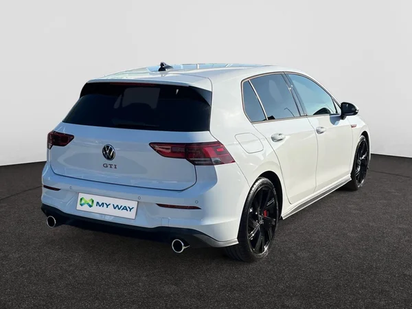VOLKSWAGEN Golf VIII GTI (2024) — foto 11 van 20