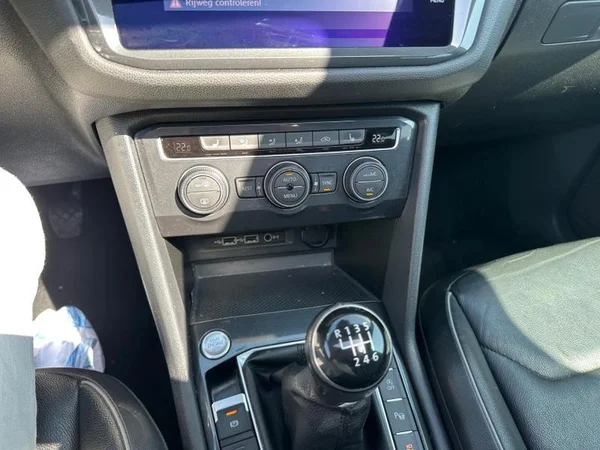 VOLKSWAGEN Tiguan Allspace Dsl (2021) — foto 5 van 23
