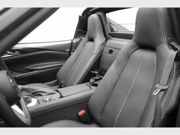 MAZDA MX-5 RF (2025) — foto 27 van 27