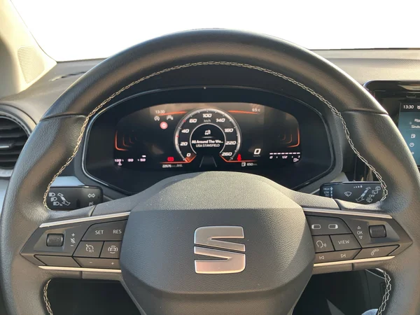 SEAT Arona (2024) — foto 16 van 25