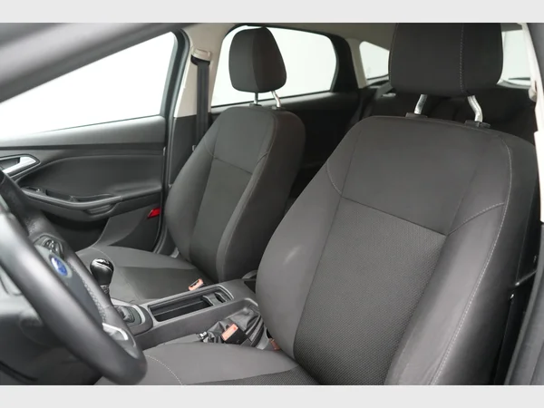 FORD Focus (2018) — foto 8 van 20