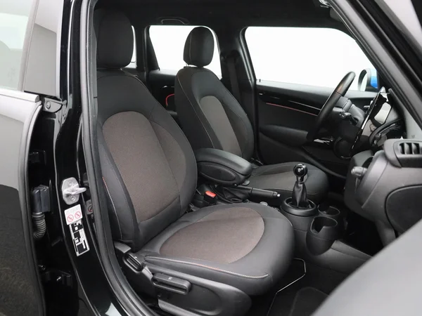 MINI One (2022) — foto 24 van 35
