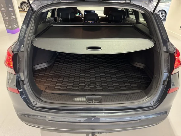 Hyundai i30 (2024) — foto 22 van 24