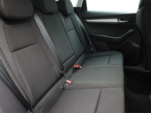 SKODA Karoq (2023) — foto 21 van 21