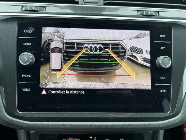 VOLKSWAGEN Tiguan (2021) — foto 10 van 32