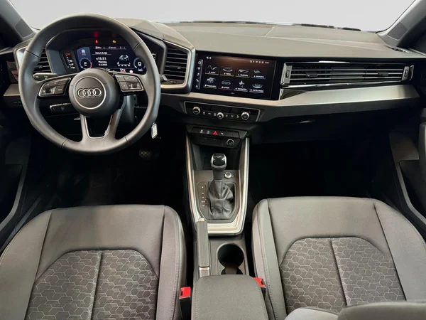 AUDI A1 Sportback (2025) — foto 2 van 24