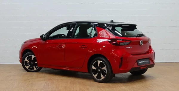 Opel Corsa-e (2023) — foto 24 van 29