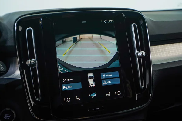 Volvo XC40 PHEV (2022) — foto 22 van 42