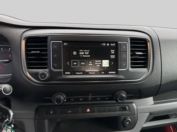 Opel Vivaro (2020) — foto 4 van 16