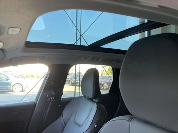 Volvo XC60 (2026) — foto 13 van 22