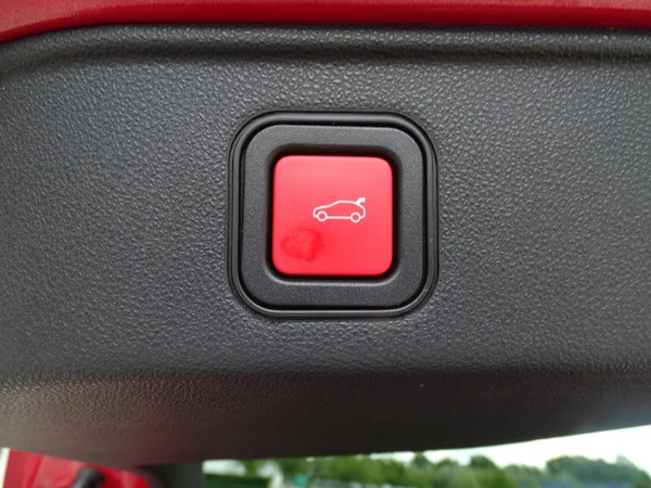 Alfa Romeo Junior (2025) — foto 10 van 31