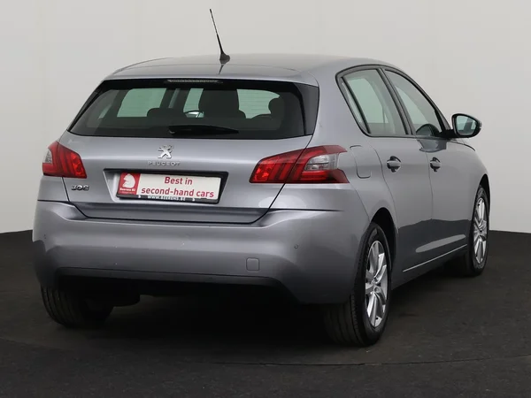 PEUGEOT 308 (2021) — foto 21 van 27