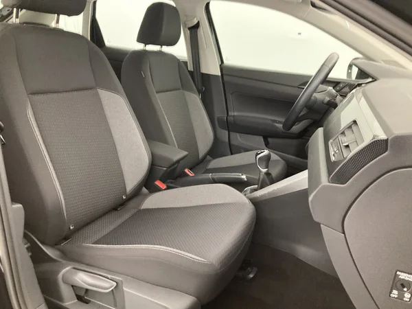 VOLKSWAGEN Taigo (2023) — foto 6 van 36