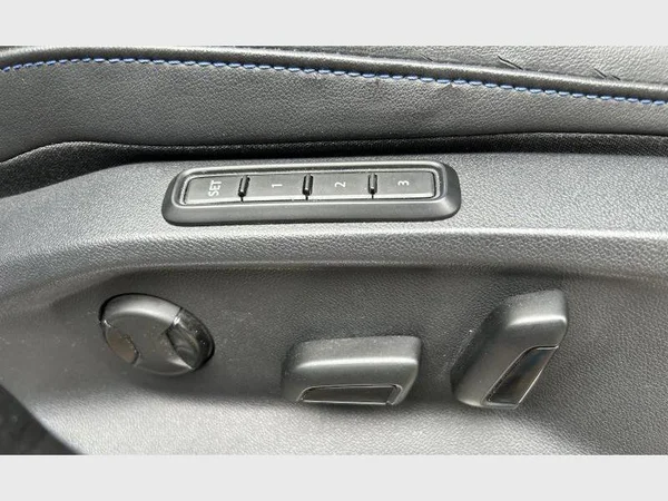 Volkswagen TIGUAN (2022) — foto 26 van 37
