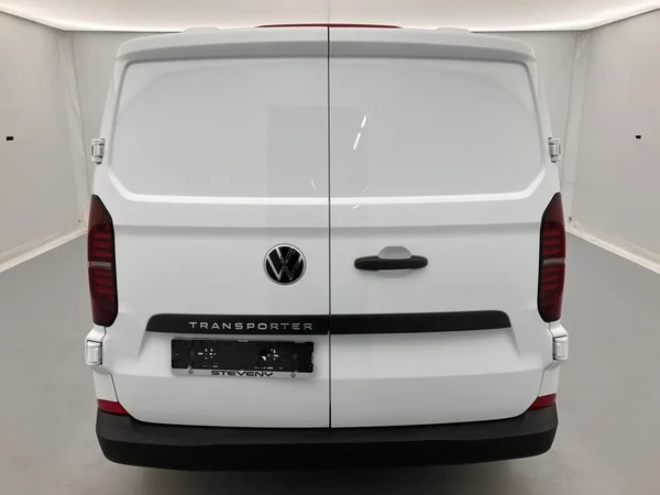VOLKSWAGEN Transporter T7 30 Fourgon Swb Dsl (2025) — foto 4 van 32