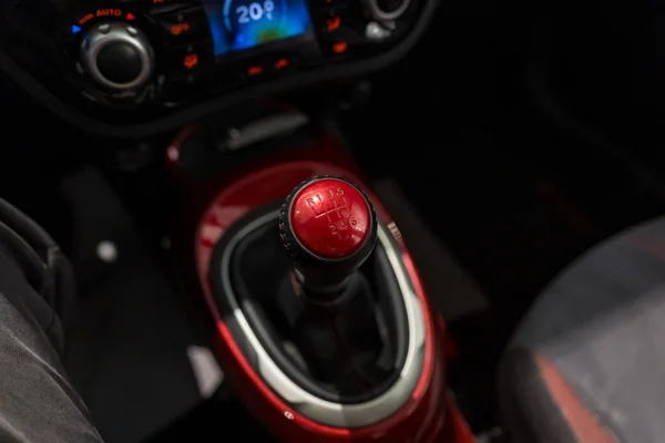 Nissan Juke (2015) — foto 22 van 31