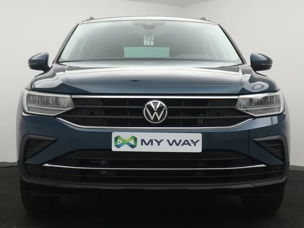 VOLKSWAGEN Tiguan eHybrid (PHEV) (2022) — foto 16 van 23