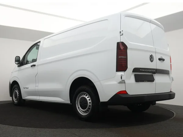 VOLKSWAGEN Transporter T7 32 Fou Swb (2026) — foto 11 van 18