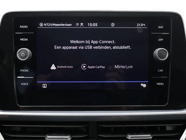 VOLKSWAGEN T-Roc (2023) — foto 14 van 24
