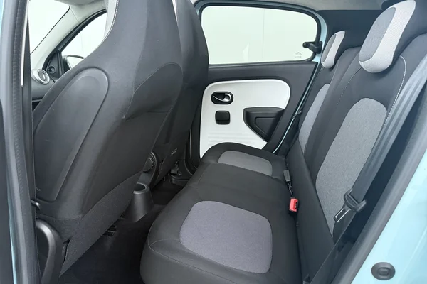 Renault Twingo (2018) — foto 16 van 17