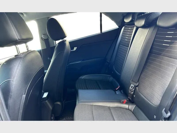 Kia RIO (2020) — foto 3 van 29