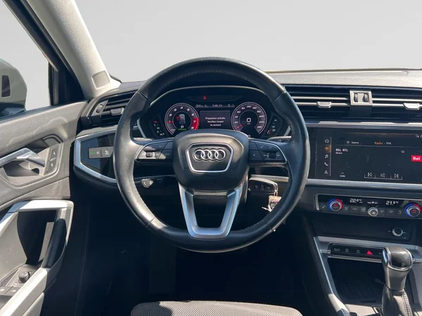 AUDI Q3 Sportback (2020) — foto 16 van 18