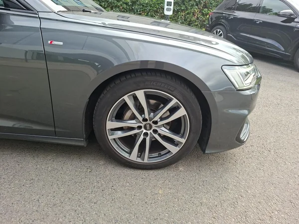 AUDI A6 Avant (2023) — foto 16 van 23