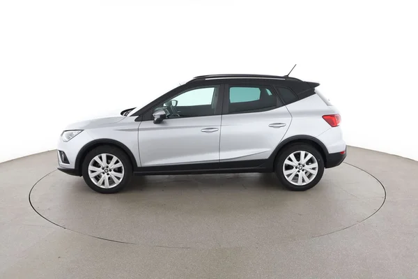 Seat Arona (2021) — foto 9 van 16