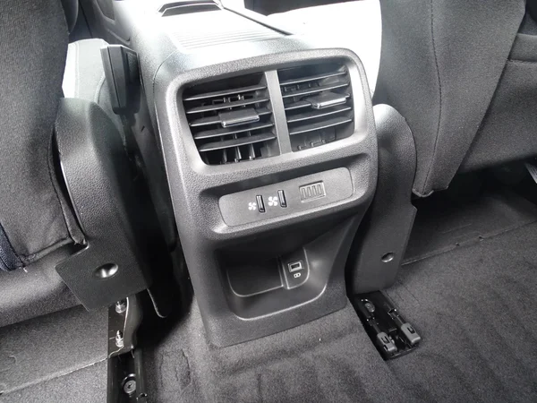 Opel Combo Life (2026) — foto 22 van 32