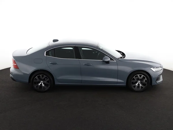 VOLVO S60 (2024) — foto 24 van 28