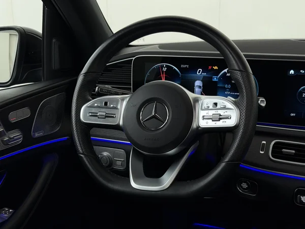 MERCEDES GLE 350 (2021) — foto 14 van 34