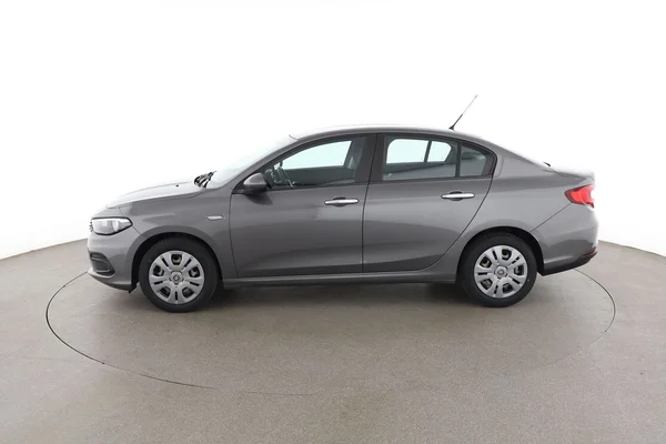 Fiat Tipo (2019) — foto 9 van 16