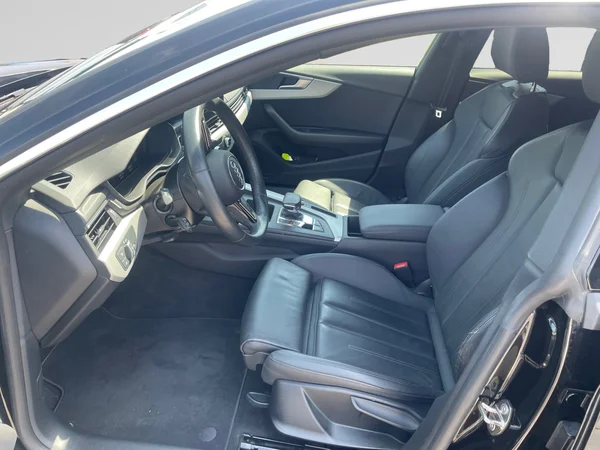 AUDI A5 Sportback (2023) — foto 18 van 21