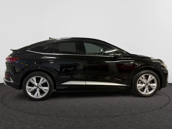AUDI Q4 Sportback e-tron (2026) — foto 21 van 24