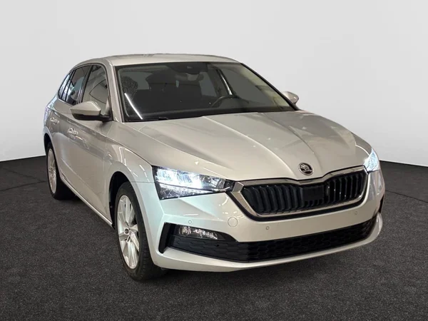 SKODA Scala (2022) — foto 3 van 20