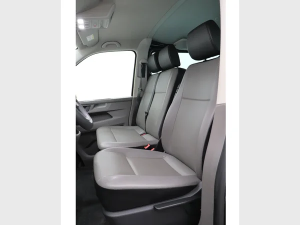 VOLKSWAGEN Transporter T6.1 1000 Combi Swb (2022) — foto 9 van 25