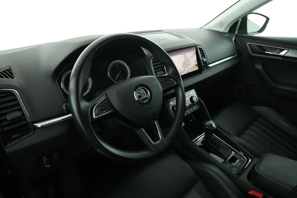 Skoda Karoq (2018) — foto 2 van 16