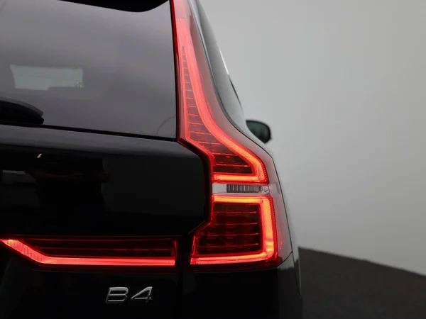 Volvo XC60 (2021) — foto 31 van 43