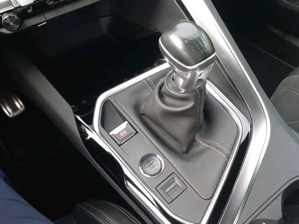 Peugeot 3008 (2021) — foto 7 van 18