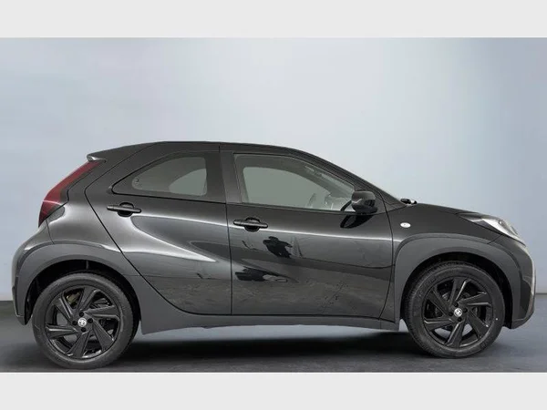 Toyota Aygo X (2024) — foto 19 van 24
